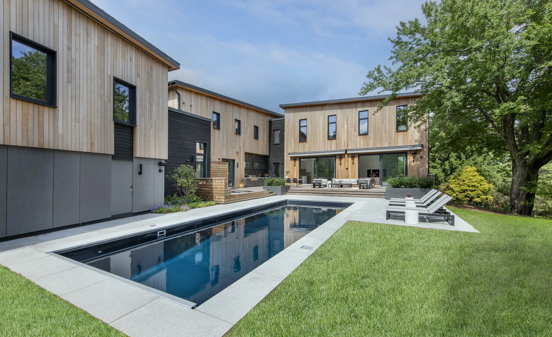 Explore Industries Expands Elite Dealer Program Across Leisure Pools and Aviva Pools Networks